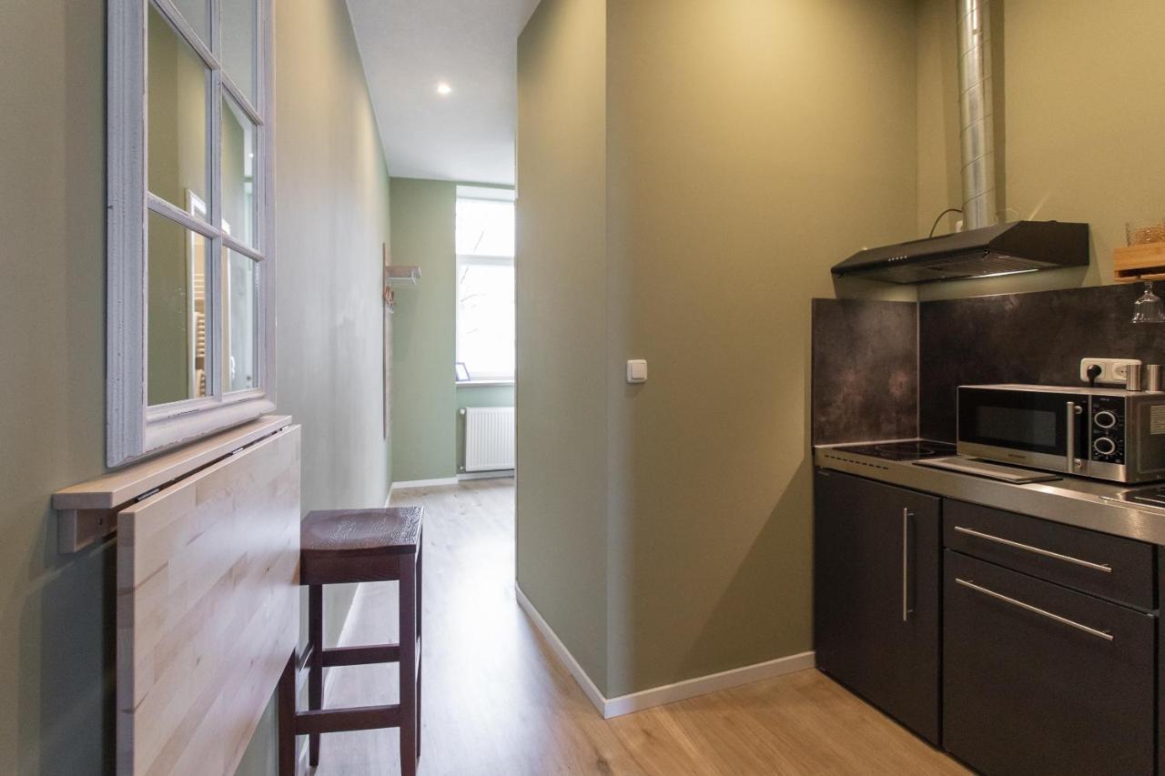 Schonbrunn Garden View Apartments Виена Екстериор снимка