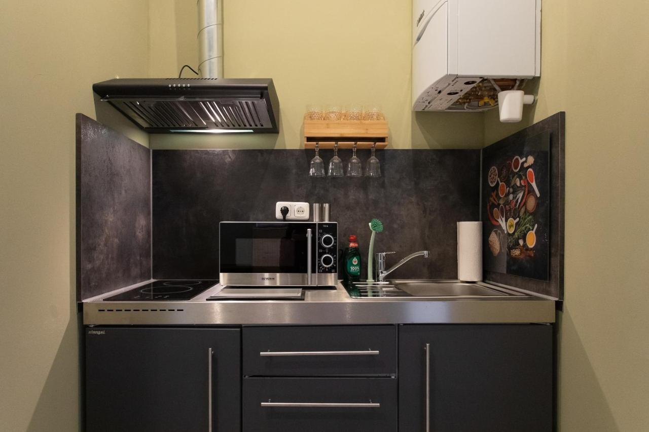 Schonbrunn Garden View Apartments Виена Екстериор снимка