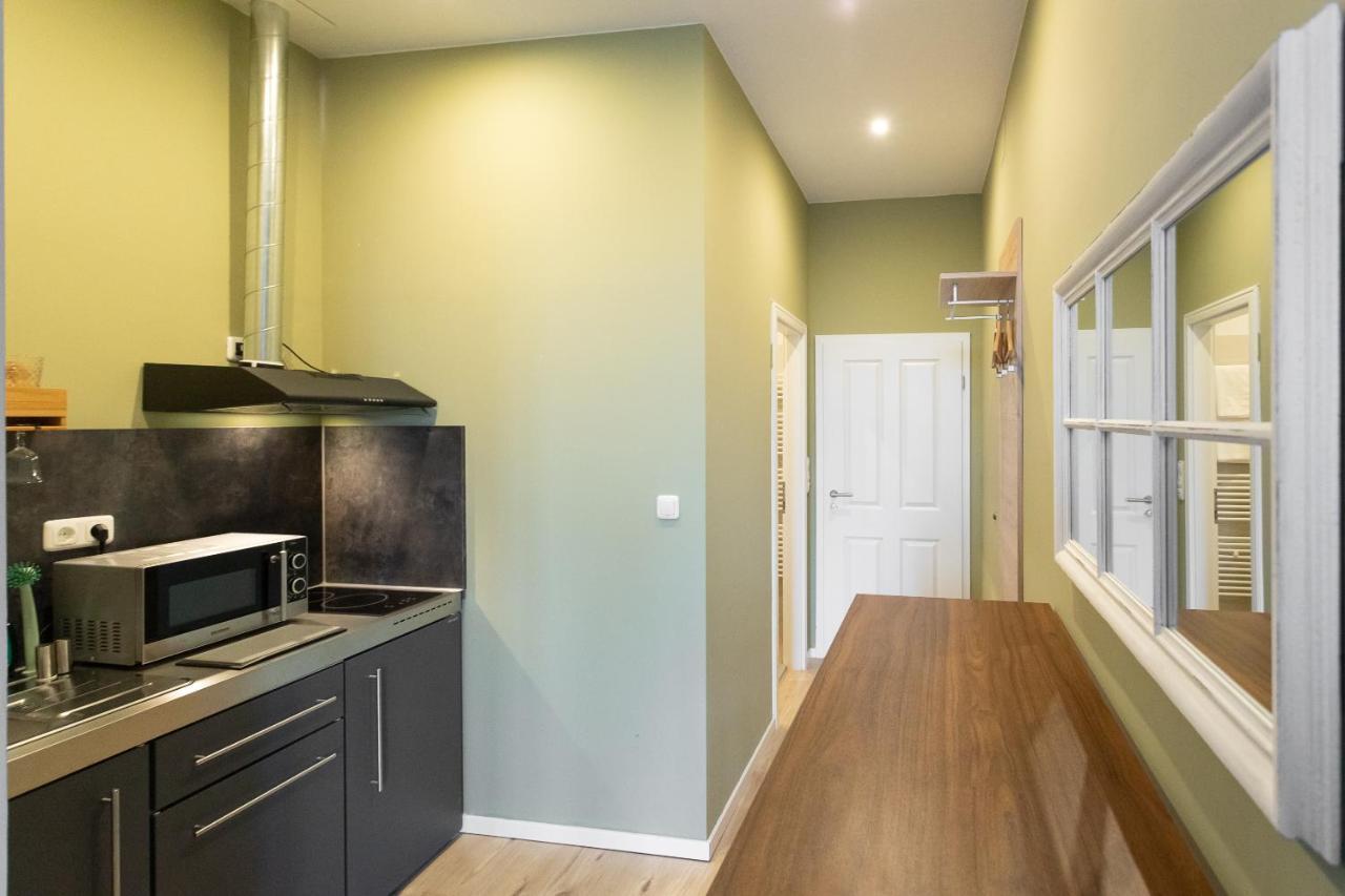 Schonbrunn Garden View Apartments Виена Екстериор снимка