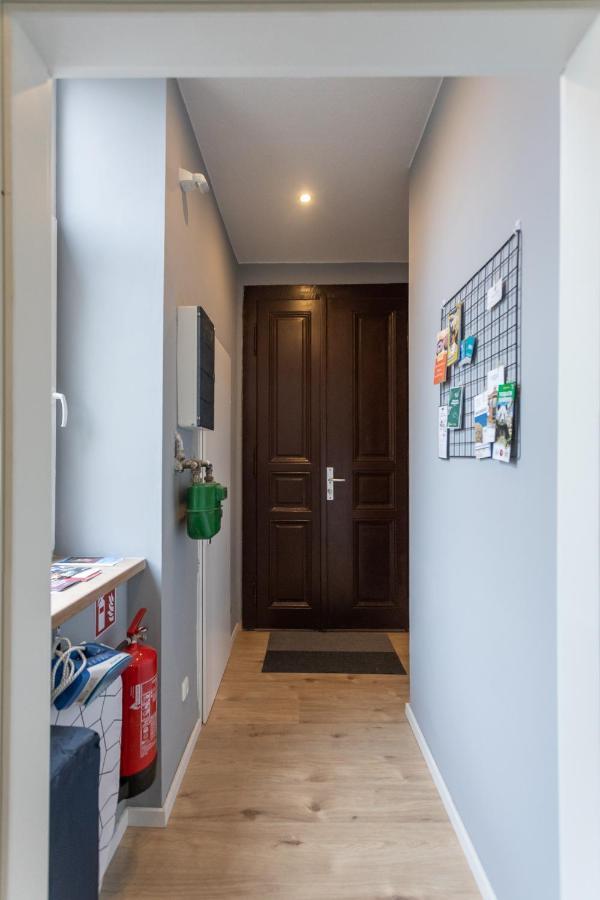 Schonbrunn Garden View Apartments Виена Екстериор снимка